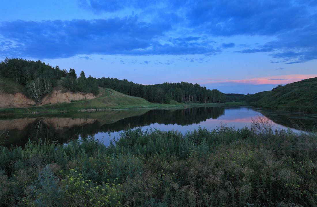 Озеро в д. Саратово, Горьковский район, Омская область
